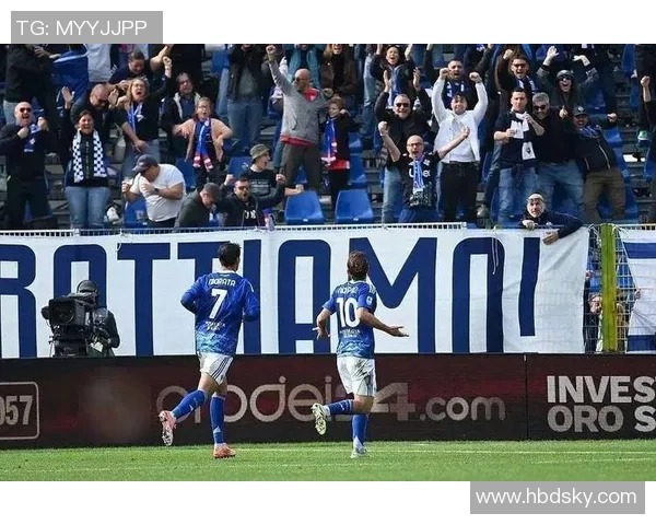 世界杯热刺与那不勒斯激战成和争议判罚引发全场热议