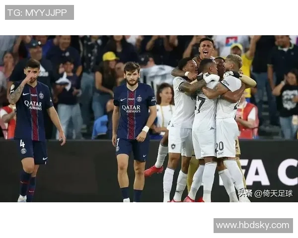 友谊赛精彩对决巴黎圣日耳曼与拜仁战成平局乌龙球成焦点