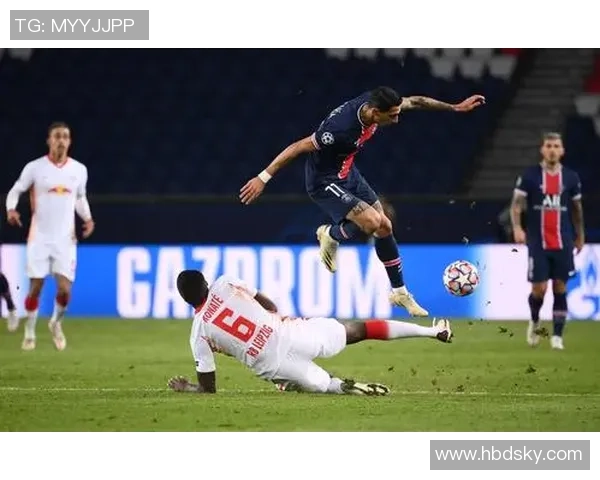 意甲赛场巴黎圣日耳曼强势3-0战胜莱比锡全场精彩瞬间回顾