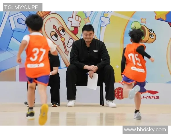 姚明亲临德阳助力篮球发展与青少年体育事业的交流活动 姚明亲临德阳助力篮球发展与青少年体育事业的交流活动