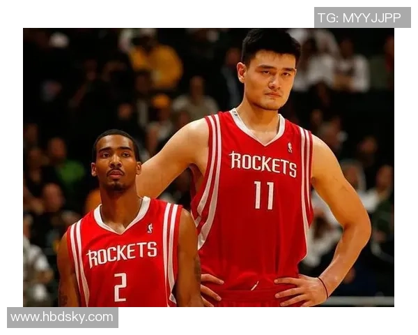 姚明带领球队勇夺连冠展现中国篮球的辉煌与梦想