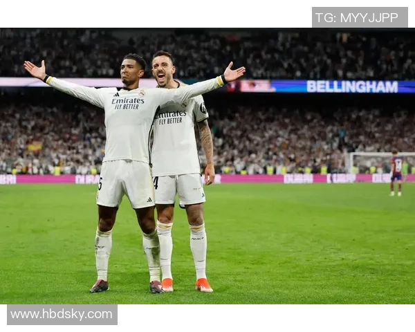 德甲经典对决皇马与尤文图斯激战成平局绝杀瞬间引发全场狂欢