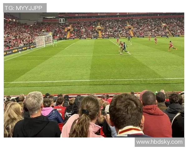 意甲精彩对决多特蒙德与利物浦战成平局十大进球瞬间回顾引发全场热潮 意甲精彩对决多特蒙德与利物浦战成平局十大进球瞬间回顾引发全场热潮