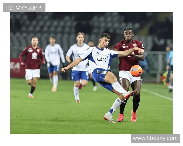 国王杯惊现冷门AC米兰与拜仁战成平局乌龙球成比赛转折点