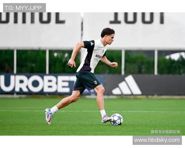 友谊赛尤文图斯与国米战平争议判罚引发全场热议 友谊赛尤文图斯与国米战平争议判罚引发全场热议