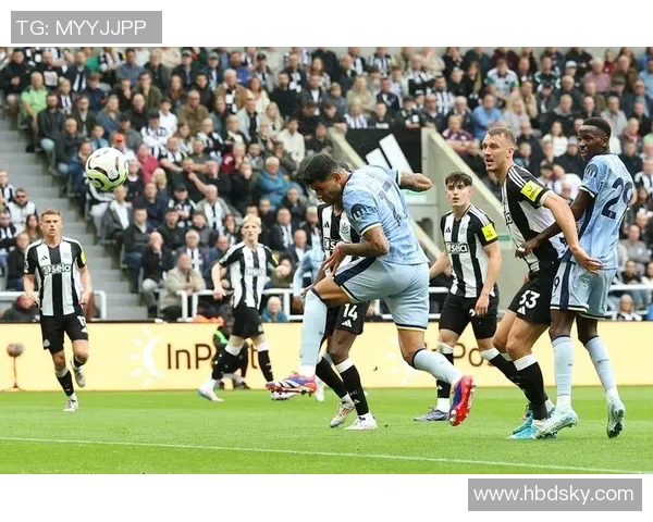 英超精彩对决尤文图斯逆转里昂补时绝杀引发全场狂欢 英超精彩对决尤文图斯逆转里昂补时绝杀引发全场狂欢