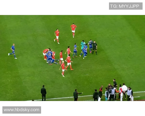 中超激战莱比锡与皇马握手言和争议判罚引发全场热议