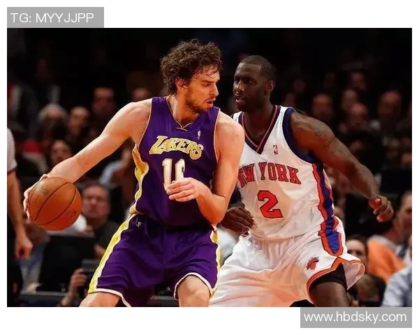 英超激战莱比锡与那不勒斯战平绝杀瞬间引发全场狂欢战术分析 英超激战莱比锡与那不勒斯战平绝杀瞬间引发全场狂欢战术分析