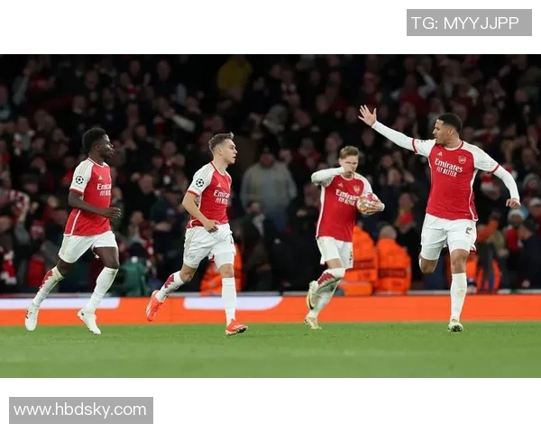 西甲焦点战阿森纳逆转曼城红牌争议引发全场热议 西甲焦点战阿森纳逆转曼城红牌争议引发全场热议